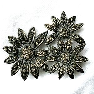 Vintage Floral Brooch